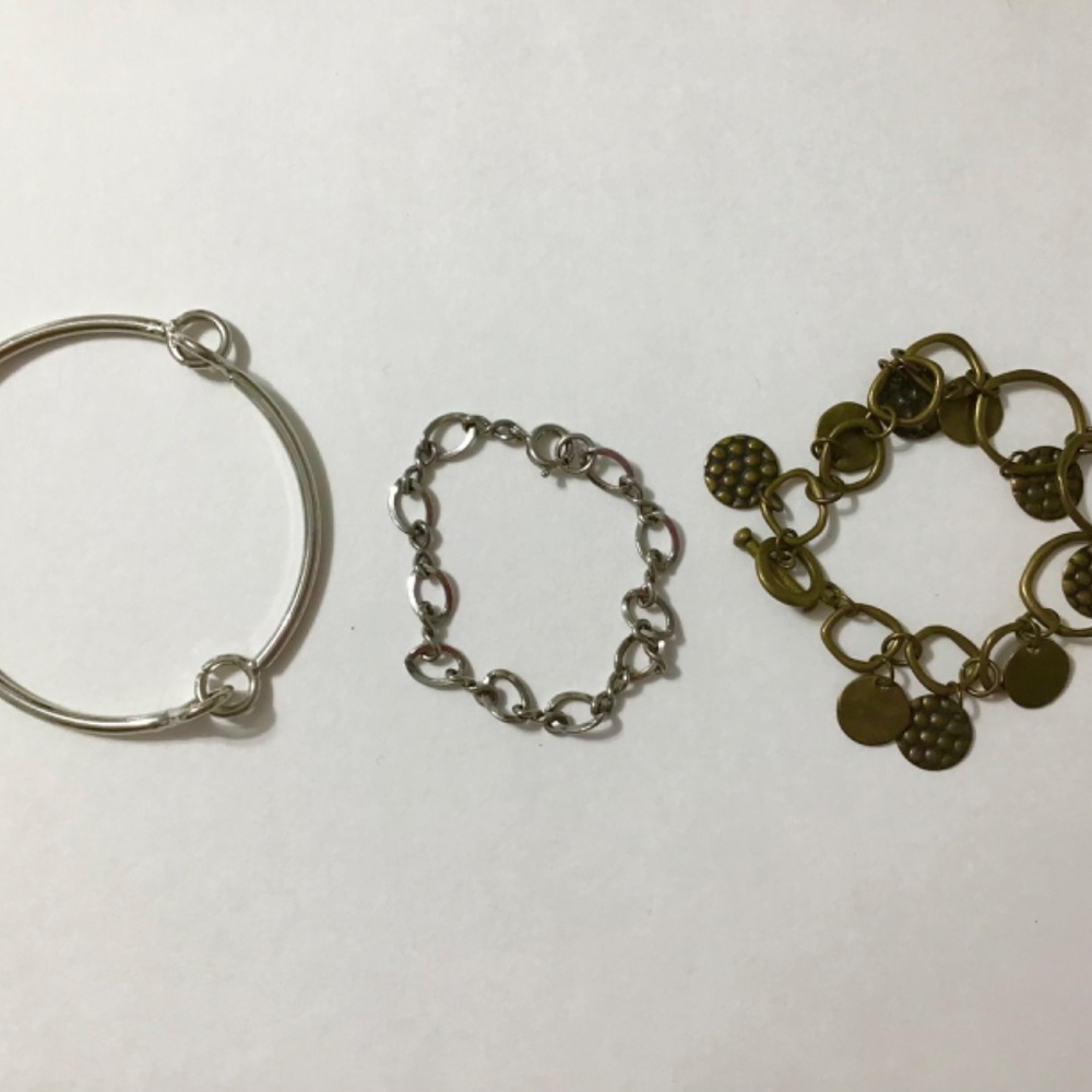 3 Different Metal Bracelets - Picture 2 of 4